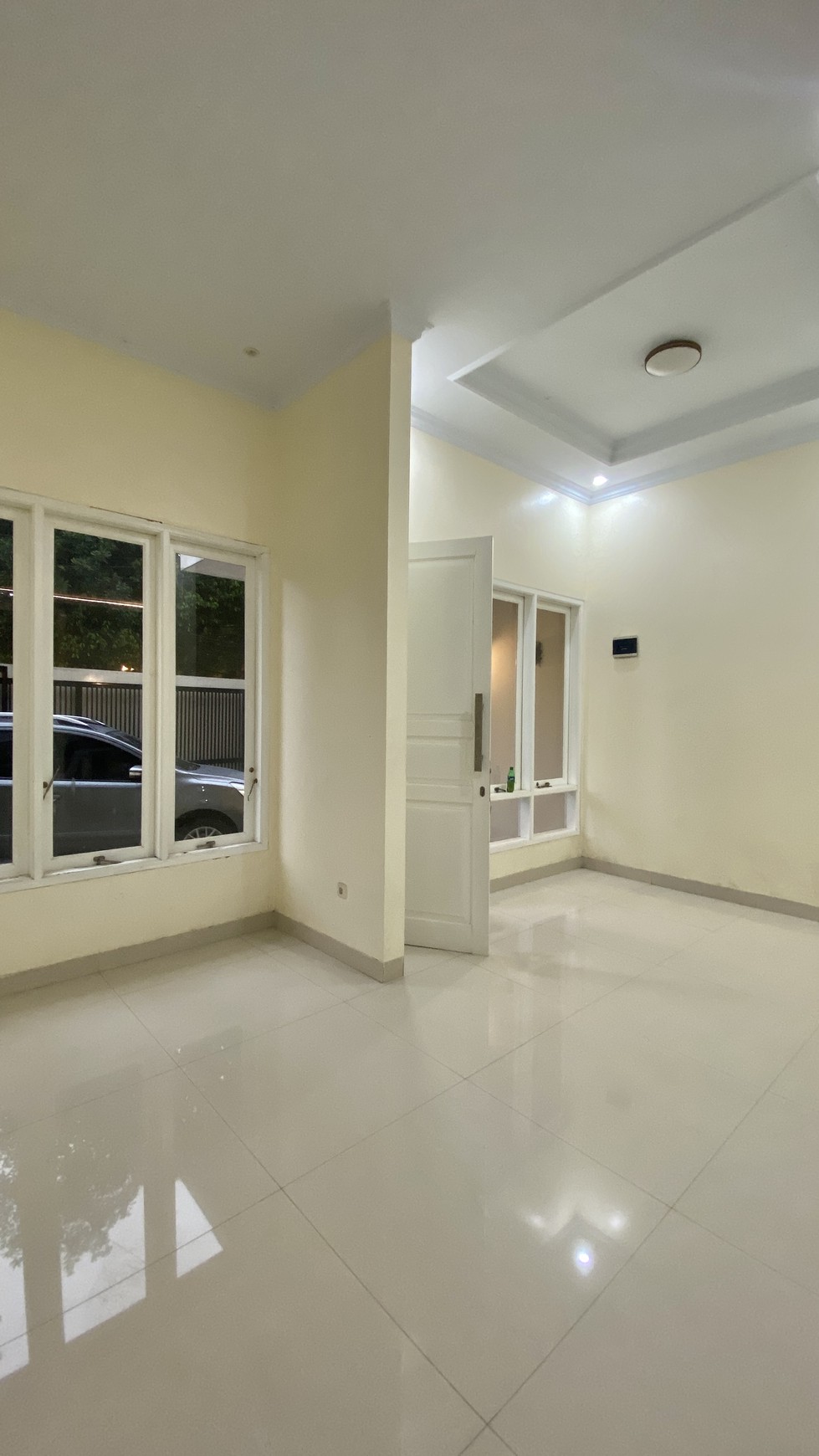 Rumah Baru Modern Minimalist Siap Huni. Lokasi Jagakarsa. Jaksel