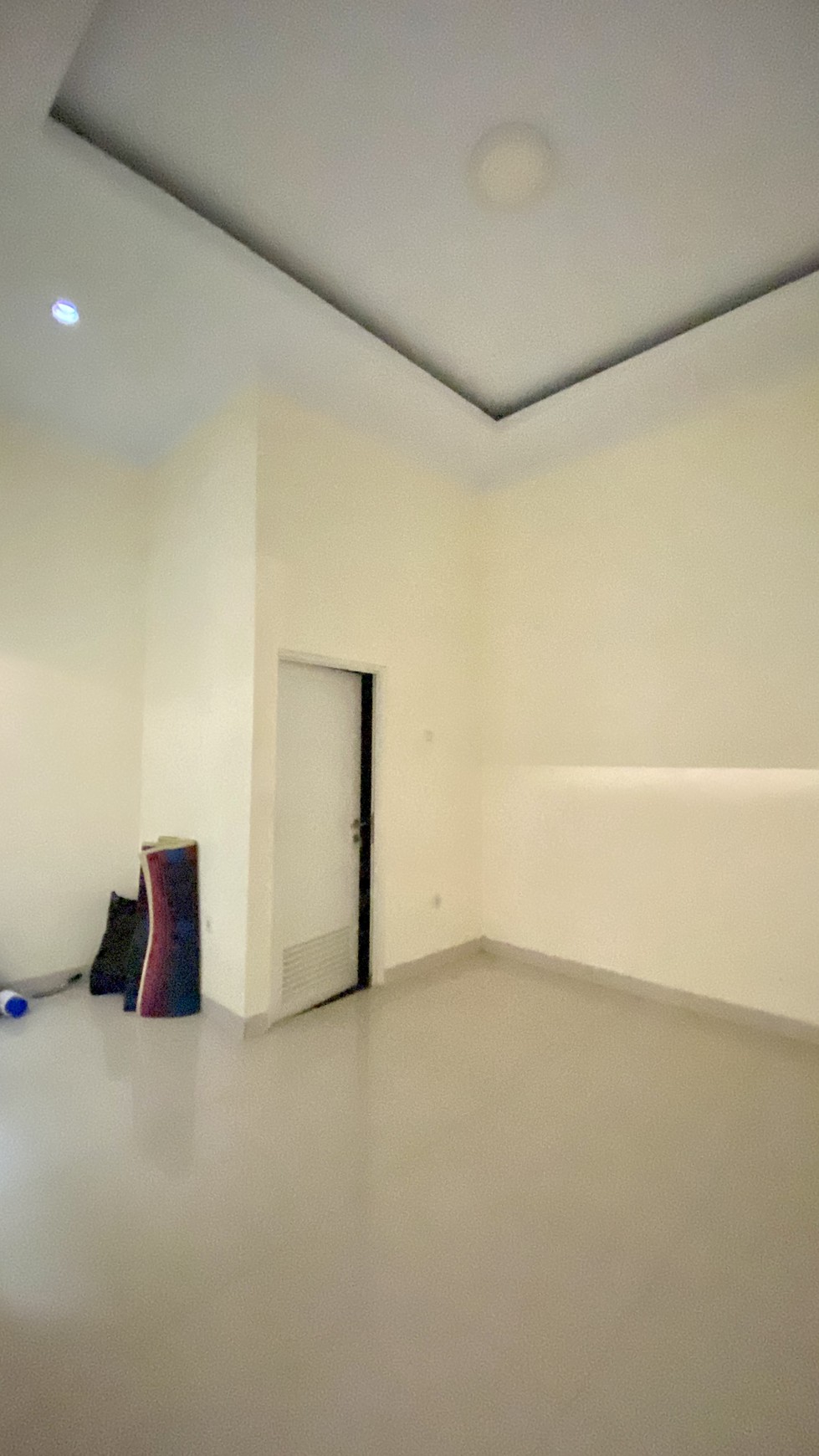 Rumah Baru Modern Minimalist Siap Huni. Lokasi Jagakarsa. Jaksel