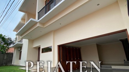 Dijual Rumah Moder Minimalist Siap Huni Loksi Strategis di Pejaten Barat. Jaksel