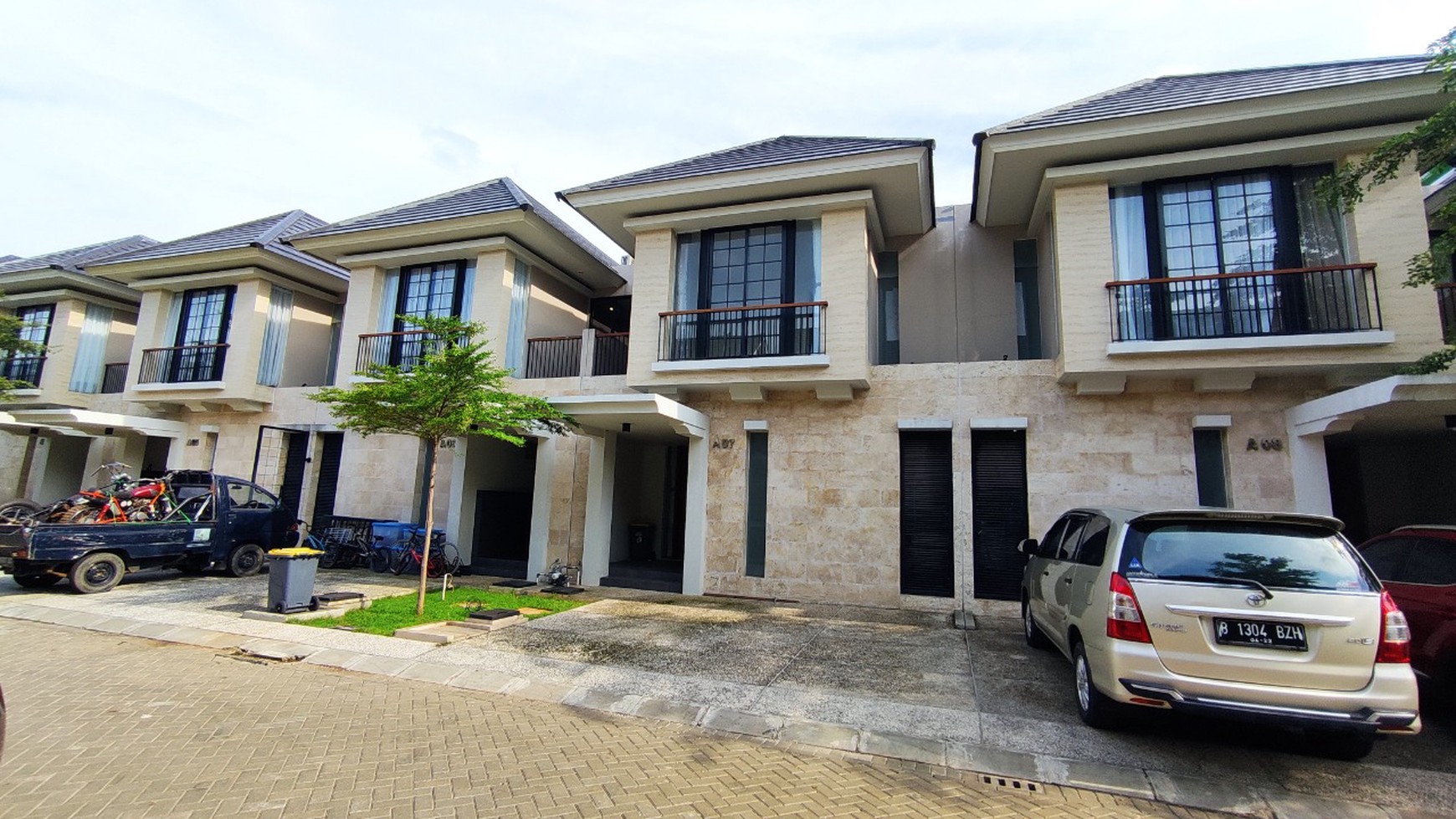 Dijual Townhouse Loaksi strategis at simatupang ampera. jaksel