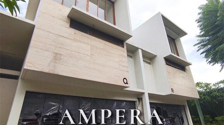 FOR SALE!! BRAND NEW Townhouse cantik dan nyaman dalam cluster besar di lokasi strategis at AMPERA