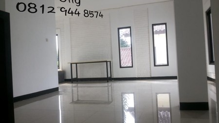 Dijual Rumah Design Kantor Jalan Kesehatan, jakarta selatan