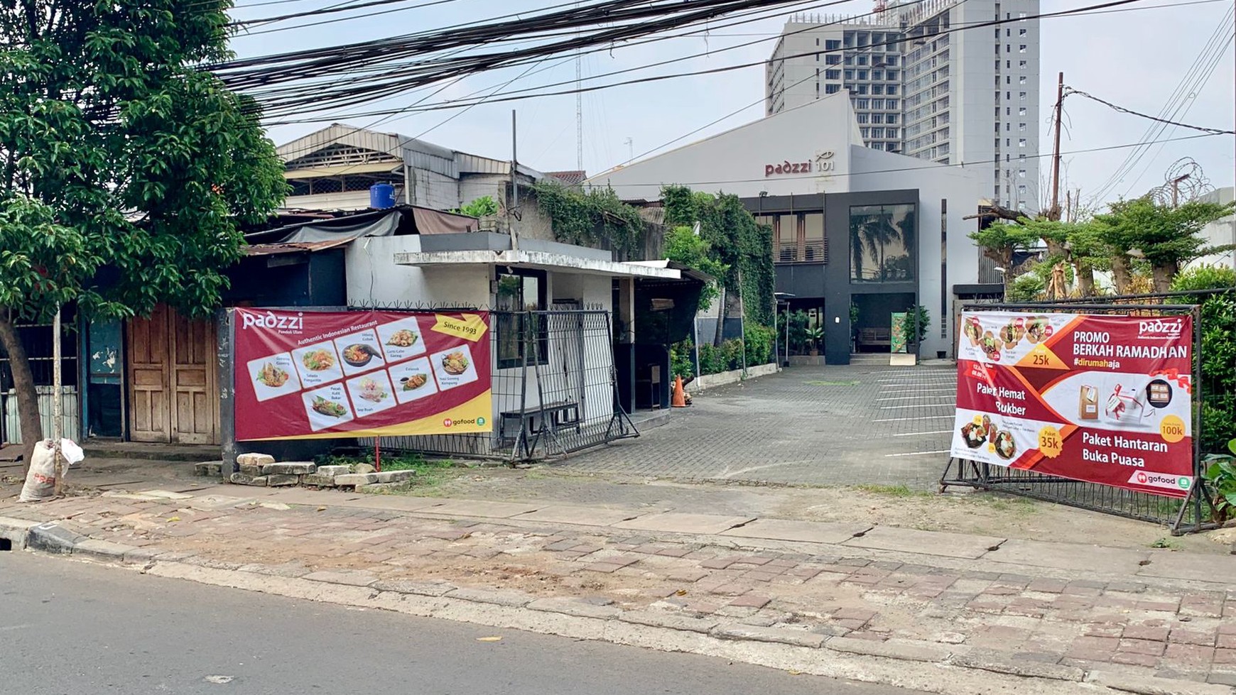 Cilandak kko - Dijual Bangunan Bekas Restoran