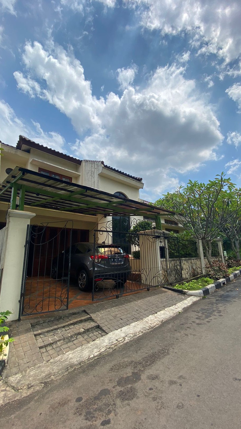 DIJUAL!! Rumah Siap Huni dalam kompleks -Perumahan Bukit Mas. Rempoa-Jaksel