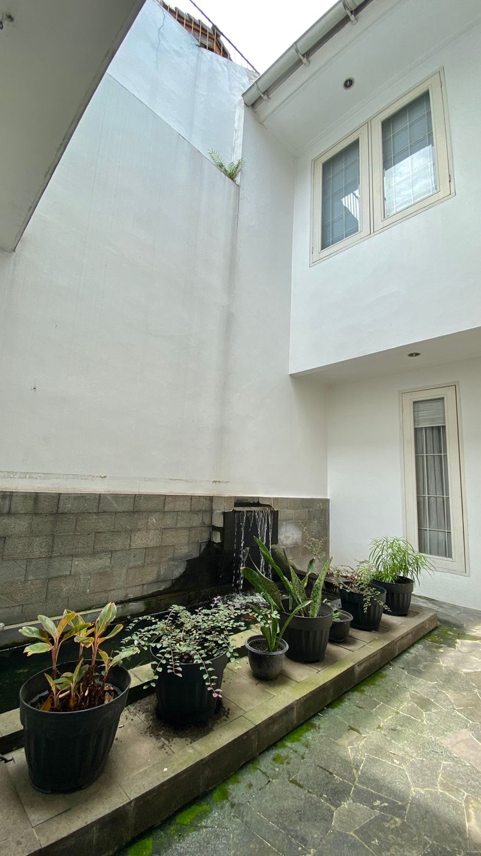 FOR RENT !! PONDOK INDAH - Rumah Siap Huni Area Pinang Merah