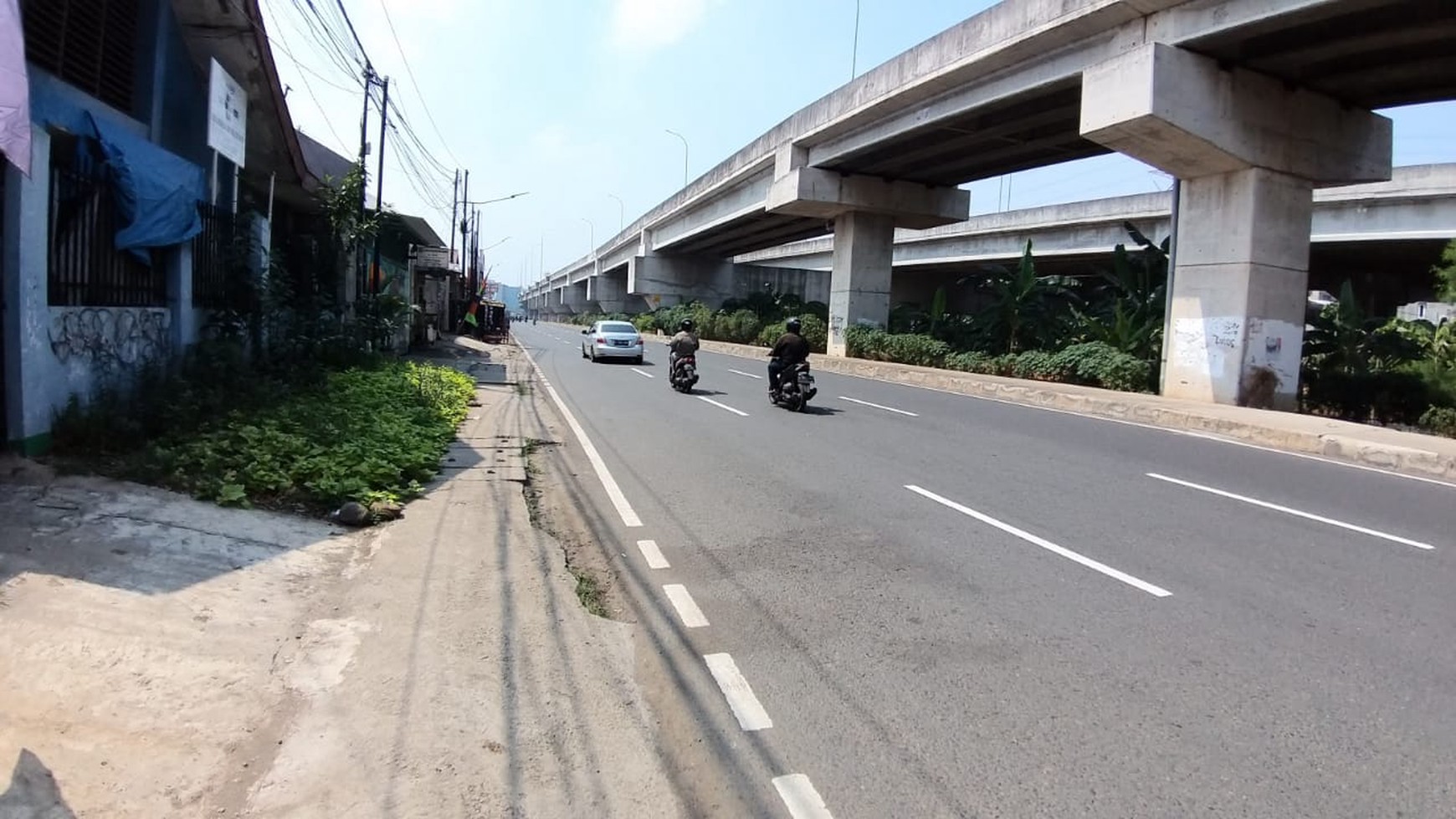 Rumah kost di Inspeksi Kalimalang