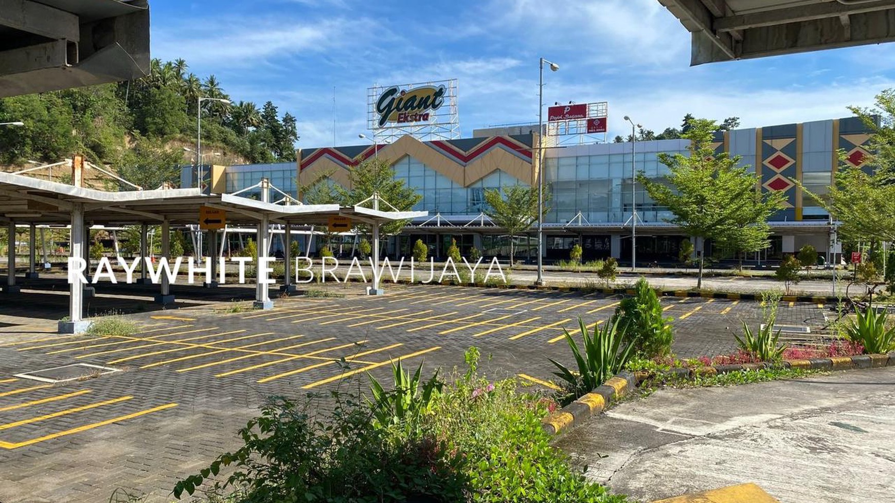 Manado- Eks Retail Tanah Bangunan Lokasi Strategis di Manado