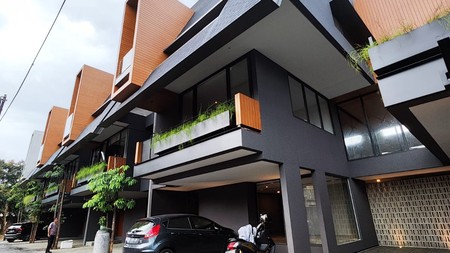 Beautiful Townhouse Kemang Selatan IX. Brand New House