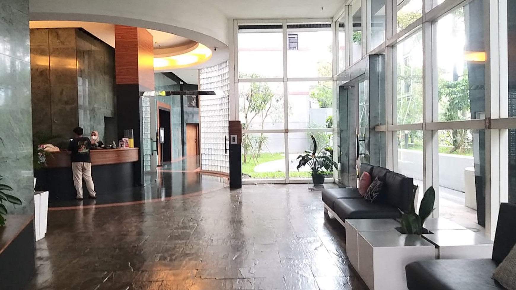 Apartemen Bonavista, Dekat Pondok Indah Mall