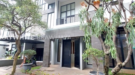 TownHouse Siap Huni Dalam Cluster Bebas Banjir Area Bangka IX