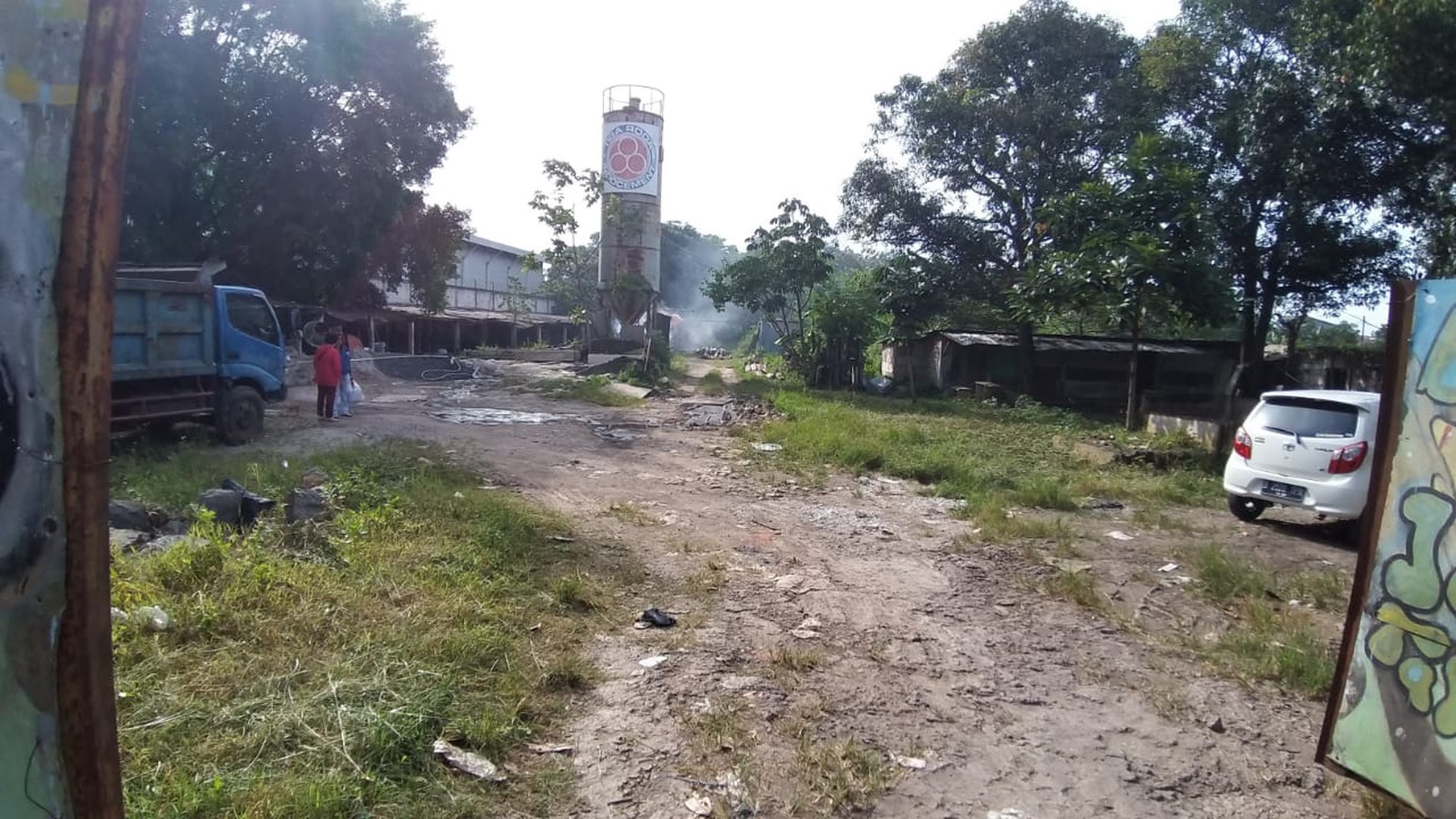 Pondok Ranggon, Bekasi, Pinggir Jalan Raya , dekat tol Jatiwarna