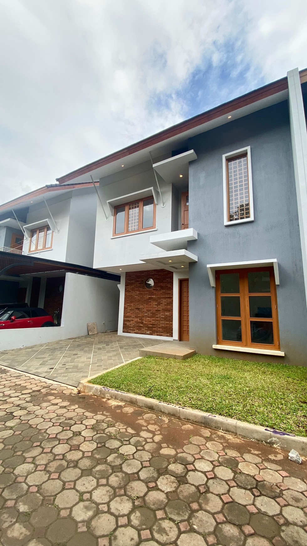 Townhouse Tropical Minimalist Lokasi Strategis Area Jagakarsa