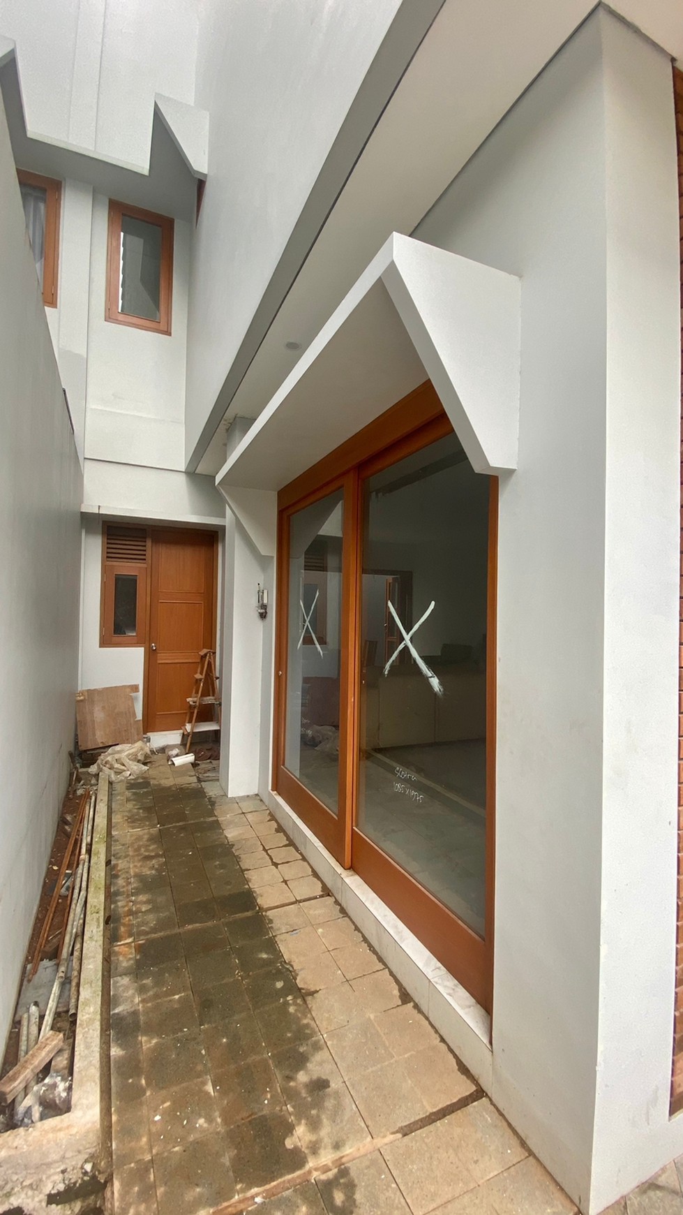 Townhouse Tropical Minimalist Lokasi Strategis Area Jagakarsa