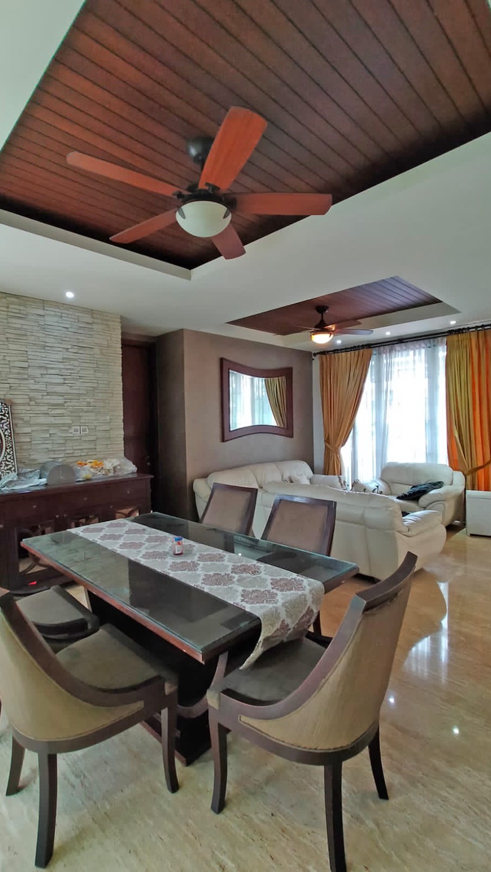 Rumah Modern Design Siap Huni Area Pondok Indah