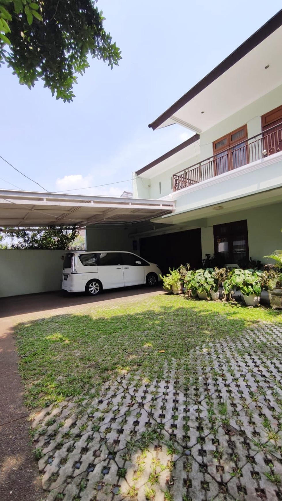 Rumah Siap Huni Lingkungan Tenang Area Kemang Timur