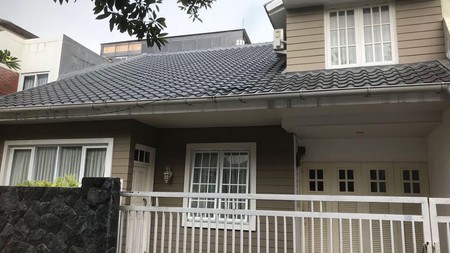 DISEWA RUMAH CIOMAS KEBAYORAN BARU JAKARTA SELATAN 