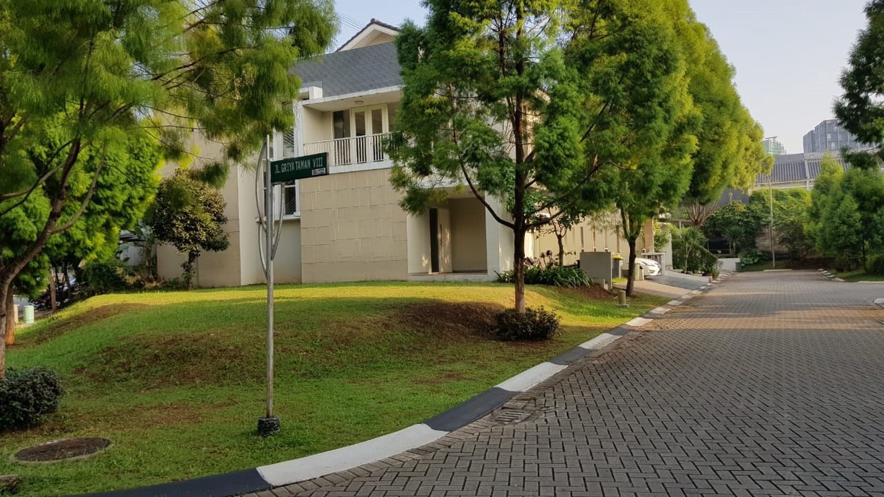 Rumah Nyaman dan Siap Huni di Kawasan Cluster Kebayoran, Bintaro