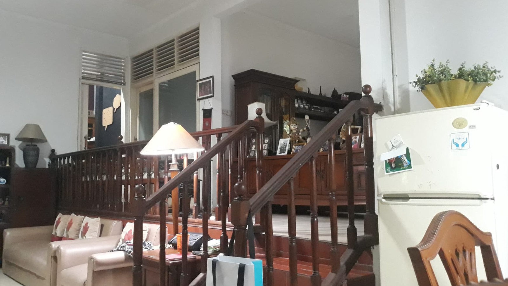 Rumah lama, strategis, cocok usaha, kosan dan cafe