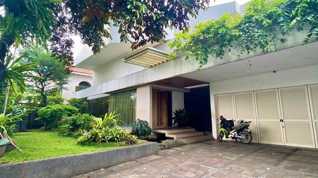 Rumah Siap Huni Lokasi Strategis Are Patal Senayan 