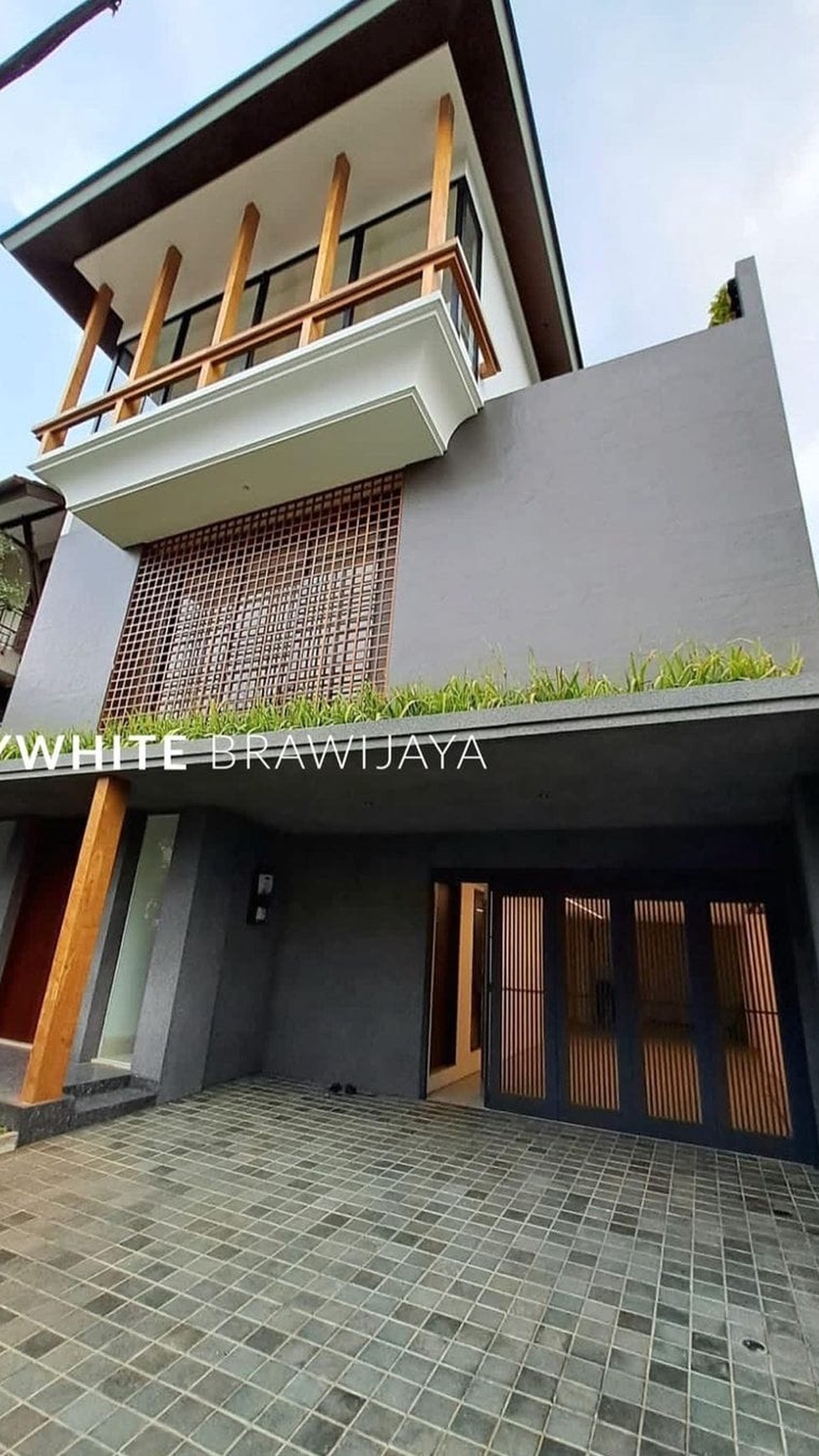 Brand New House Lokasi Strategis di Pondok Indah