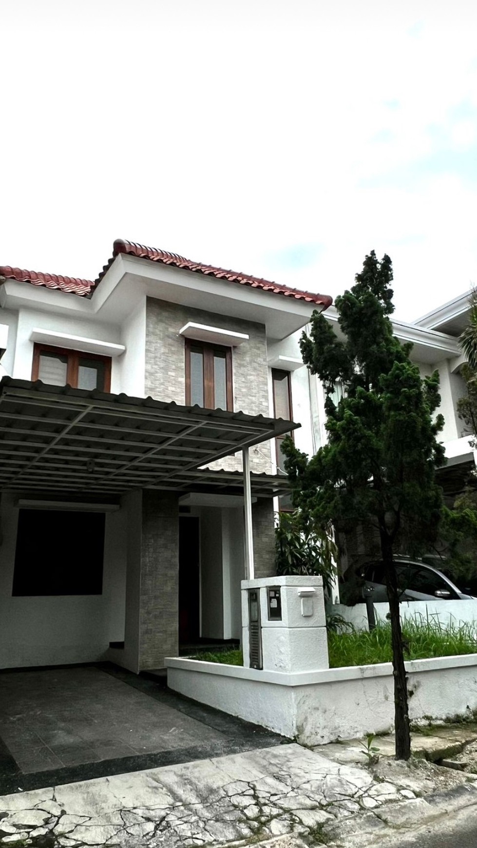 Rumah Baru Gaya Tropis Renovasi 2 Lantai Di Puri Mediteran Bintaro Jaya Sektor 9