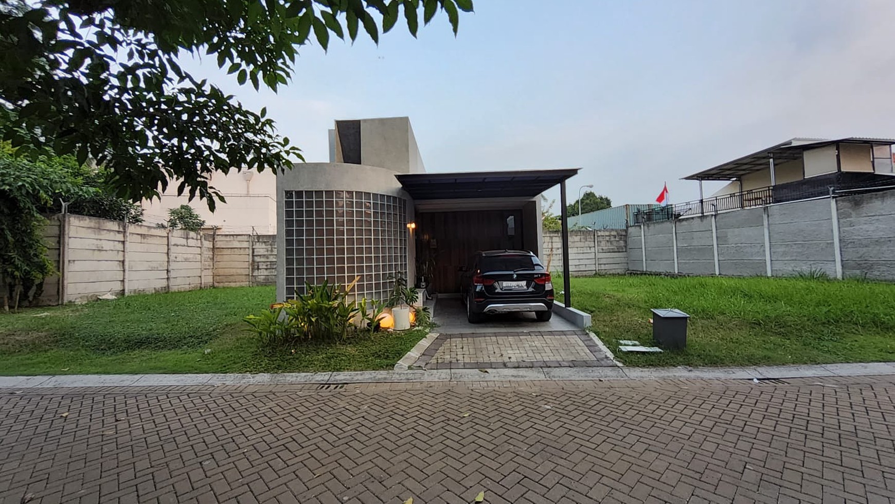 Dijual SEGERA Rumah Bagus Siap Huni di Discovery Altezza, Bintaro Jaya Sektor 9, Tangerang Selatan