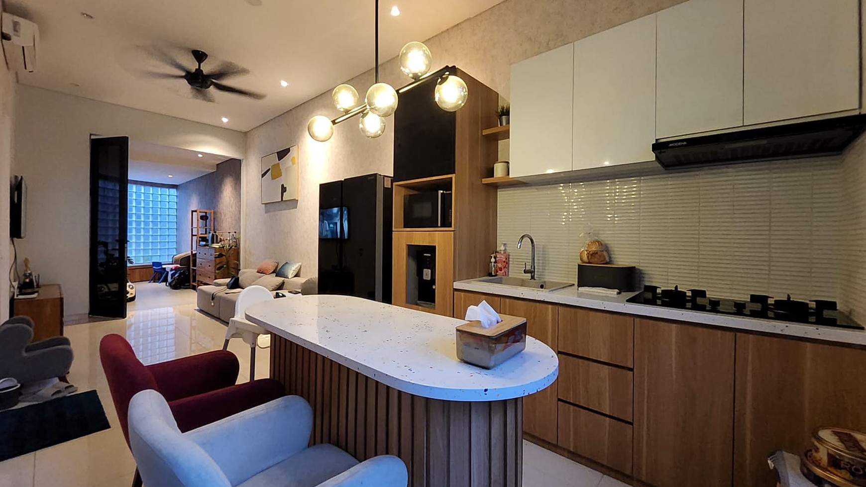 Dijual SEGERA Rumah Bagus Siap Huni di Discovery Altezza, Bintaro Jaya Sektor 9, Tangerang Selatan