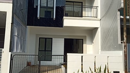 Rumah Baru di Nusa Loka BSD