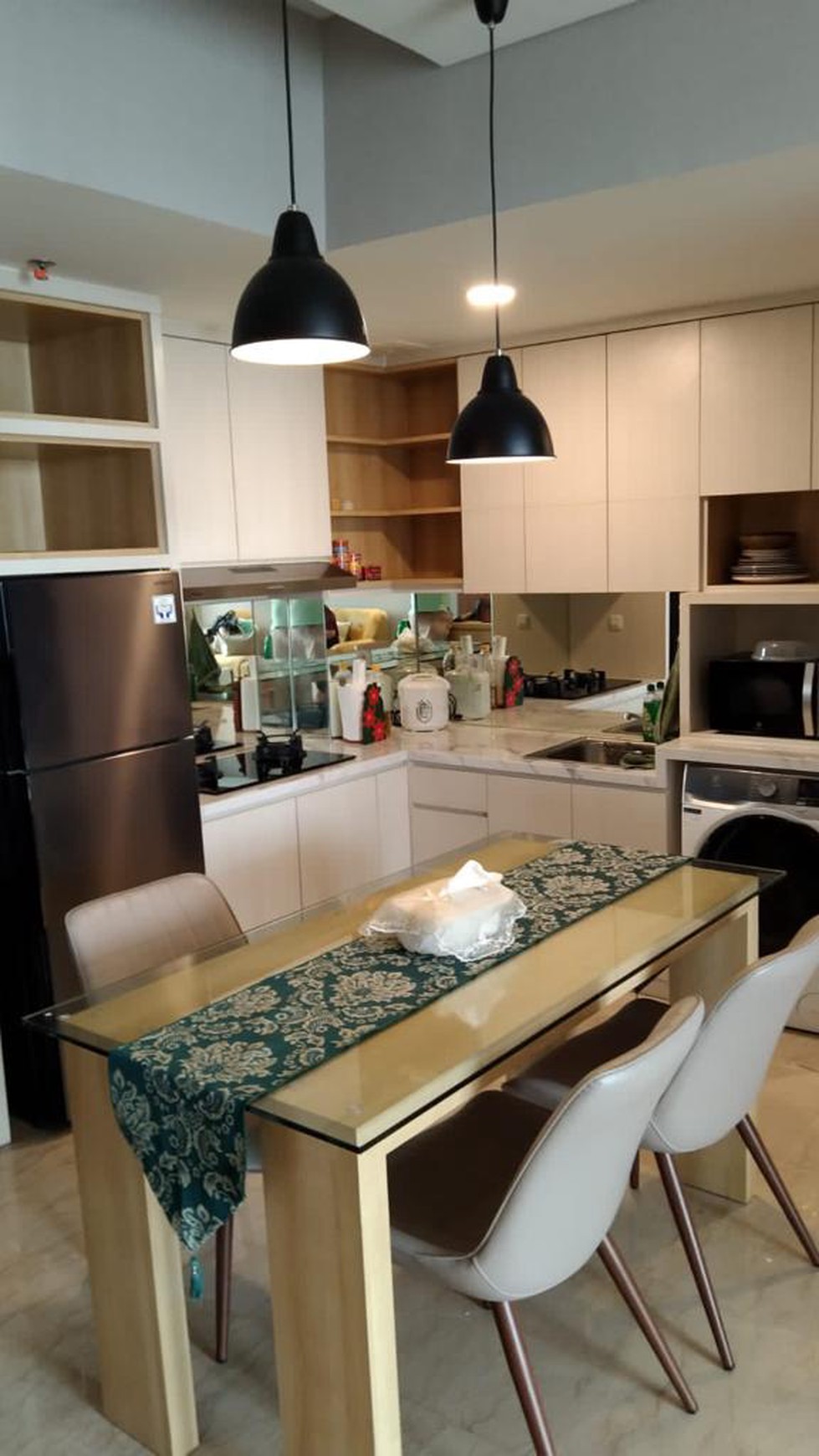 Dijual Unit Apt. Lexington Residence  Bintaro Jaksel 