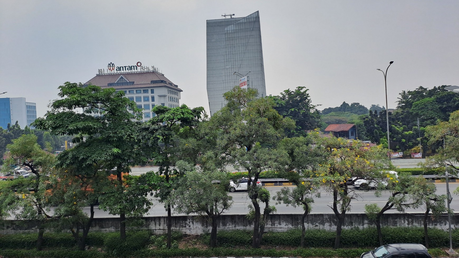 Disewakan Ruang Usaha TB Simatupang 