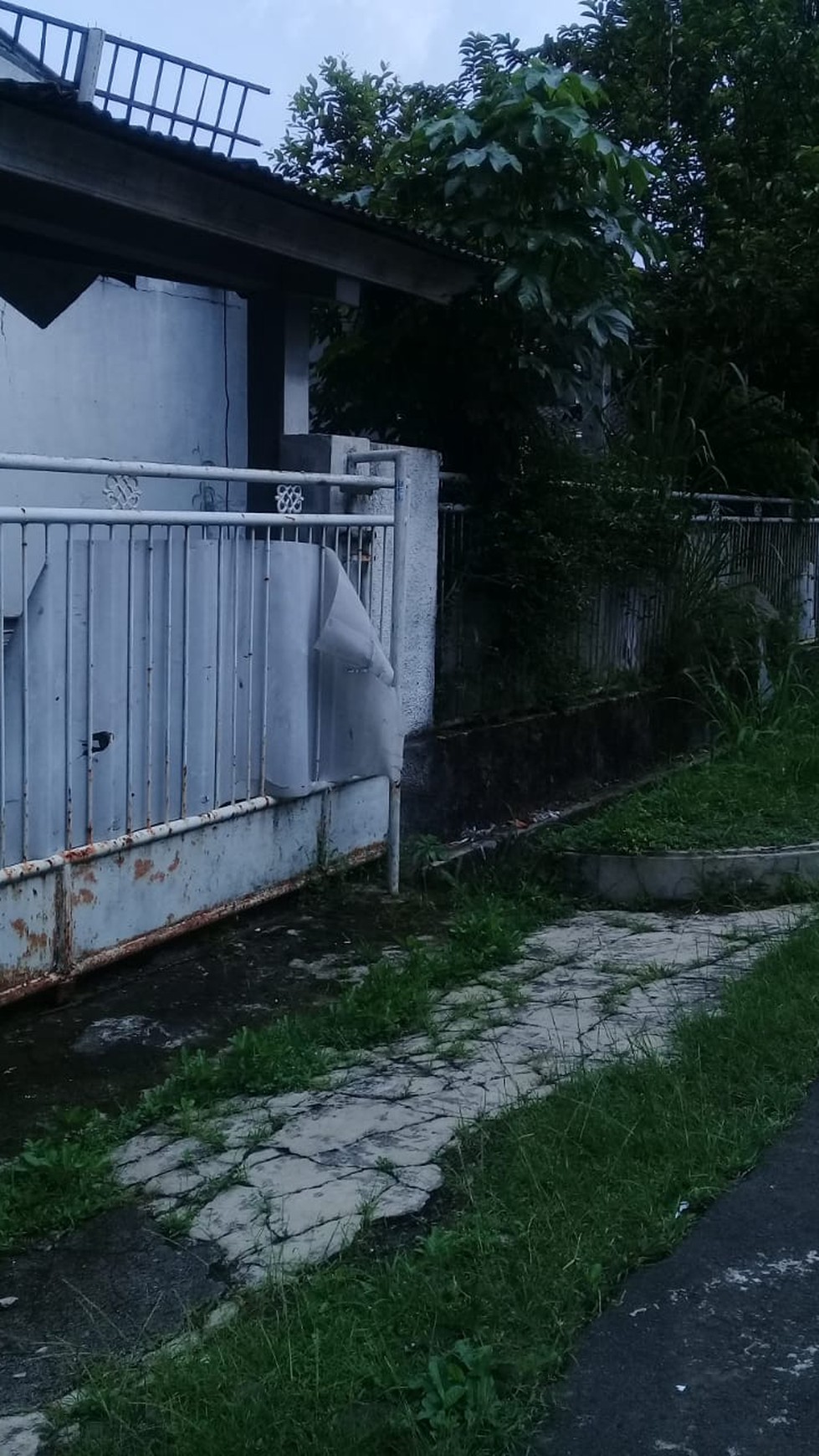 Dijual Rumah Bagus Di Komp Baranangsiang Indah, Bogor