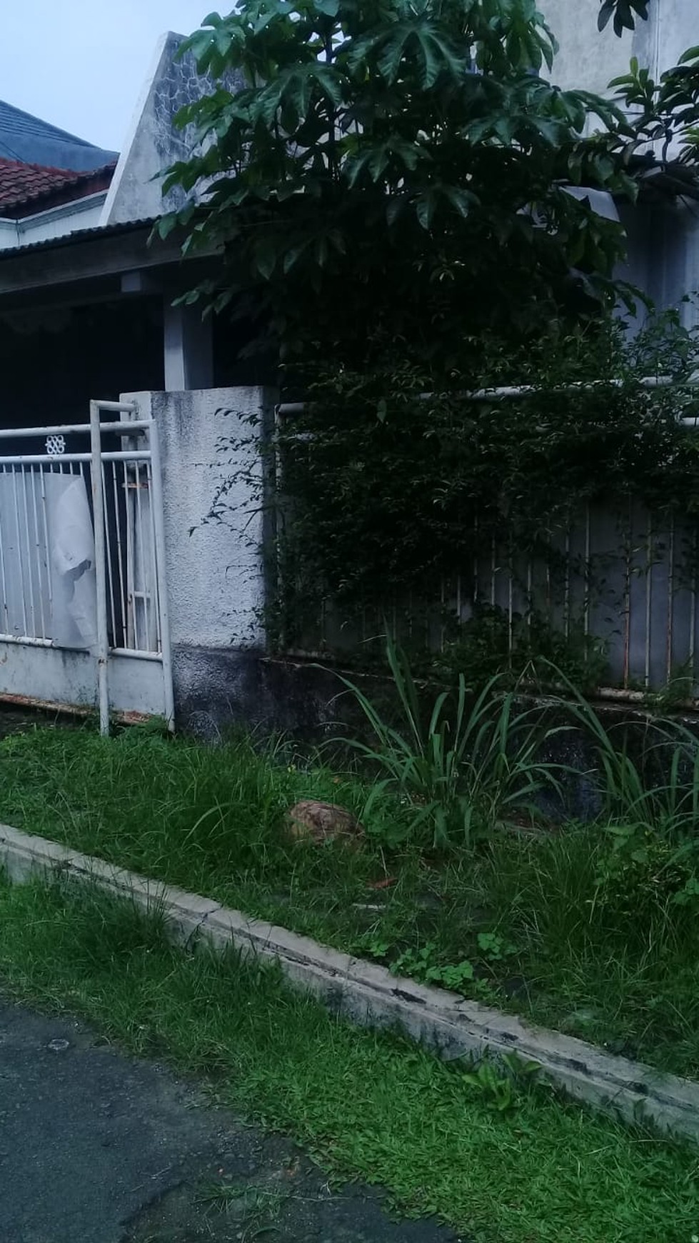 Dijual Rumah Bagus Di Komp Baranangsiang Indah, Bogor