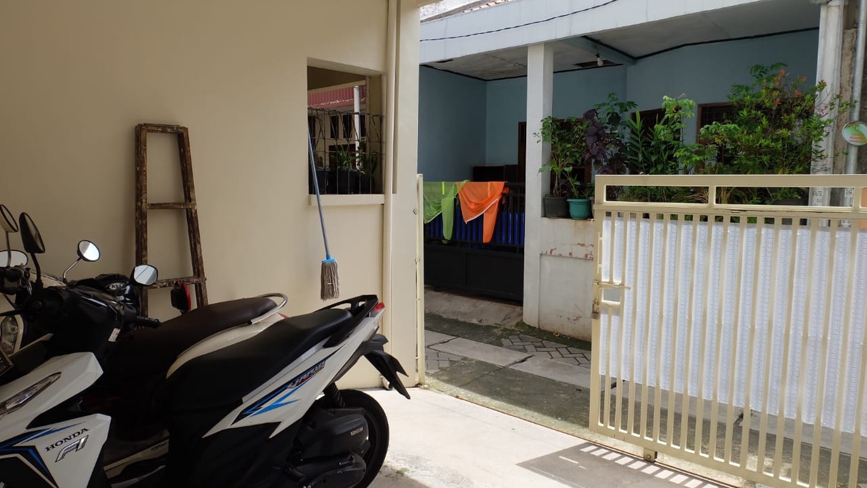 Dijual Rumah Bagus Di Jl Warga Larangan Indah, Ciledug, Tangerang