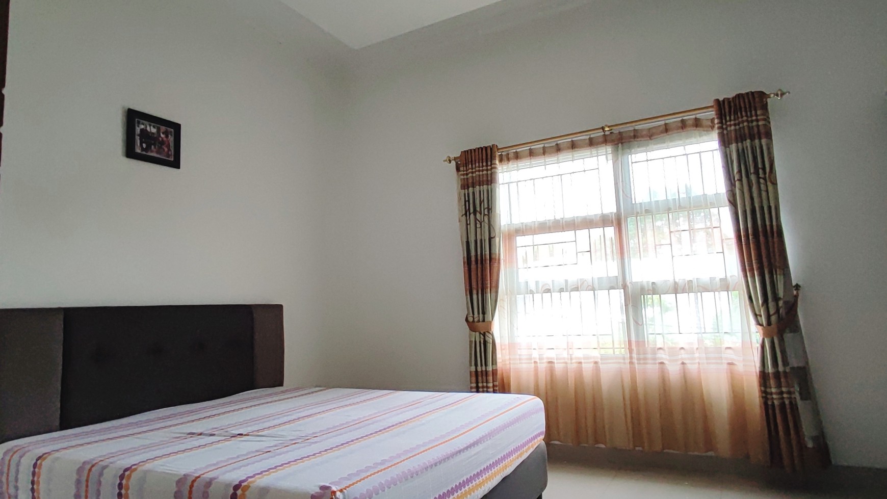 Murah. Rumah Bagus 2 Lantai Serpong Park Cluster Diamond, BSD