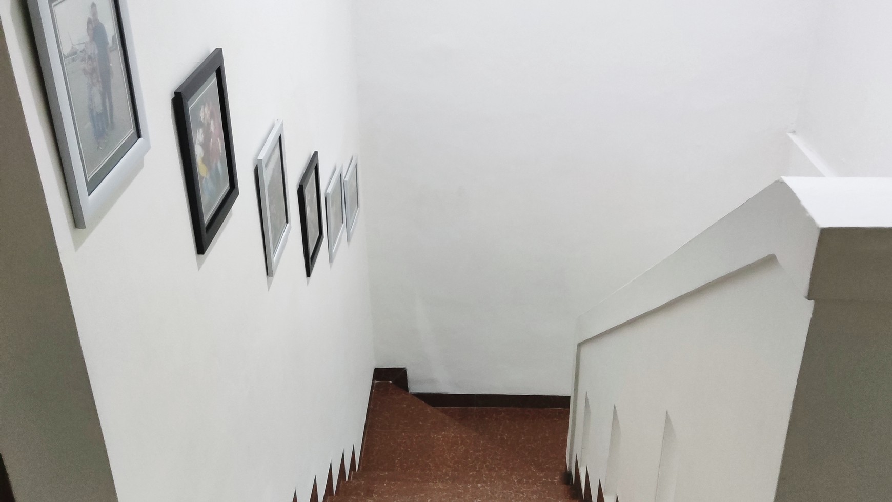 Murah. Rumah Bagus 2 Lantai Serpong Park Cluster Diamond, BSD