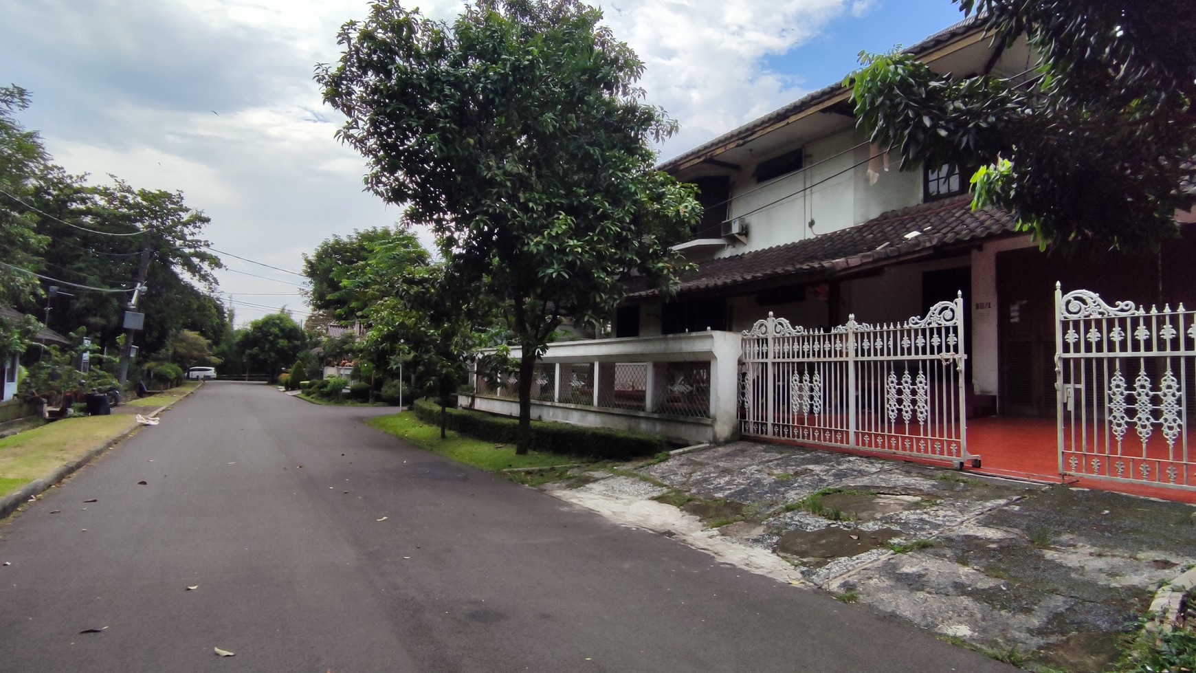 Rumah Bagus dan posisi hook di Cendrawasih, Bintaro Jaya Sektor 1