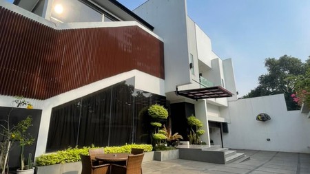 Rumah Mewah Tebet Dekat Eco Park