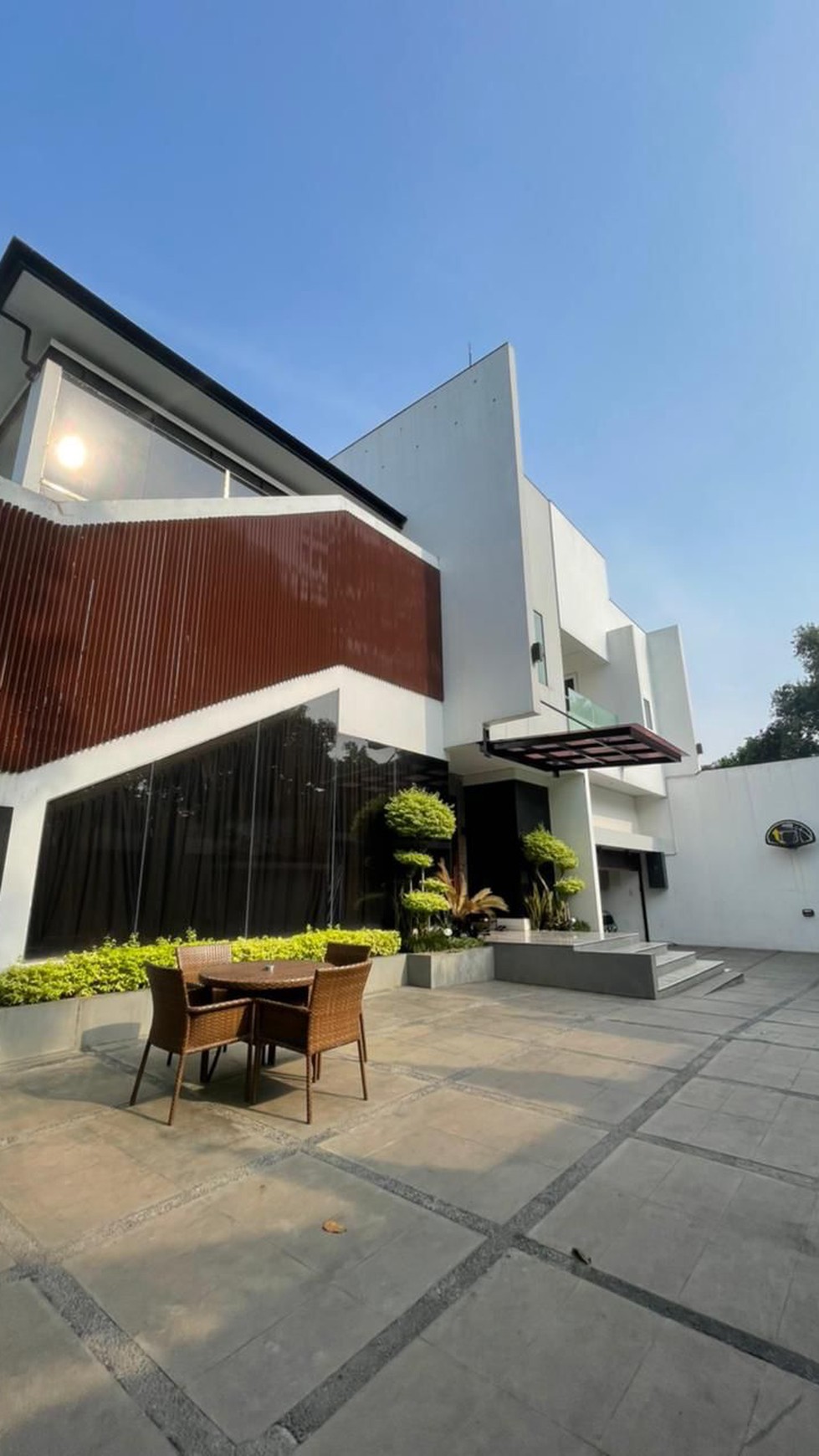 Rumah Mewah Tebet Dekat Eco Park