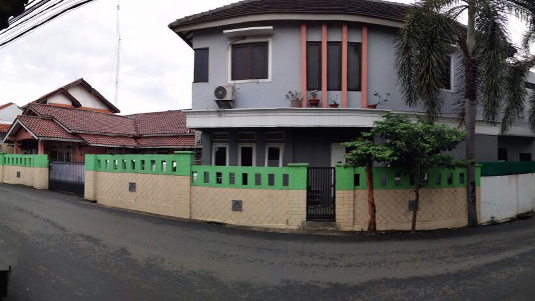 Di jual rumah di lenteng agung jakarta selatan,harga nego lokasi strategis