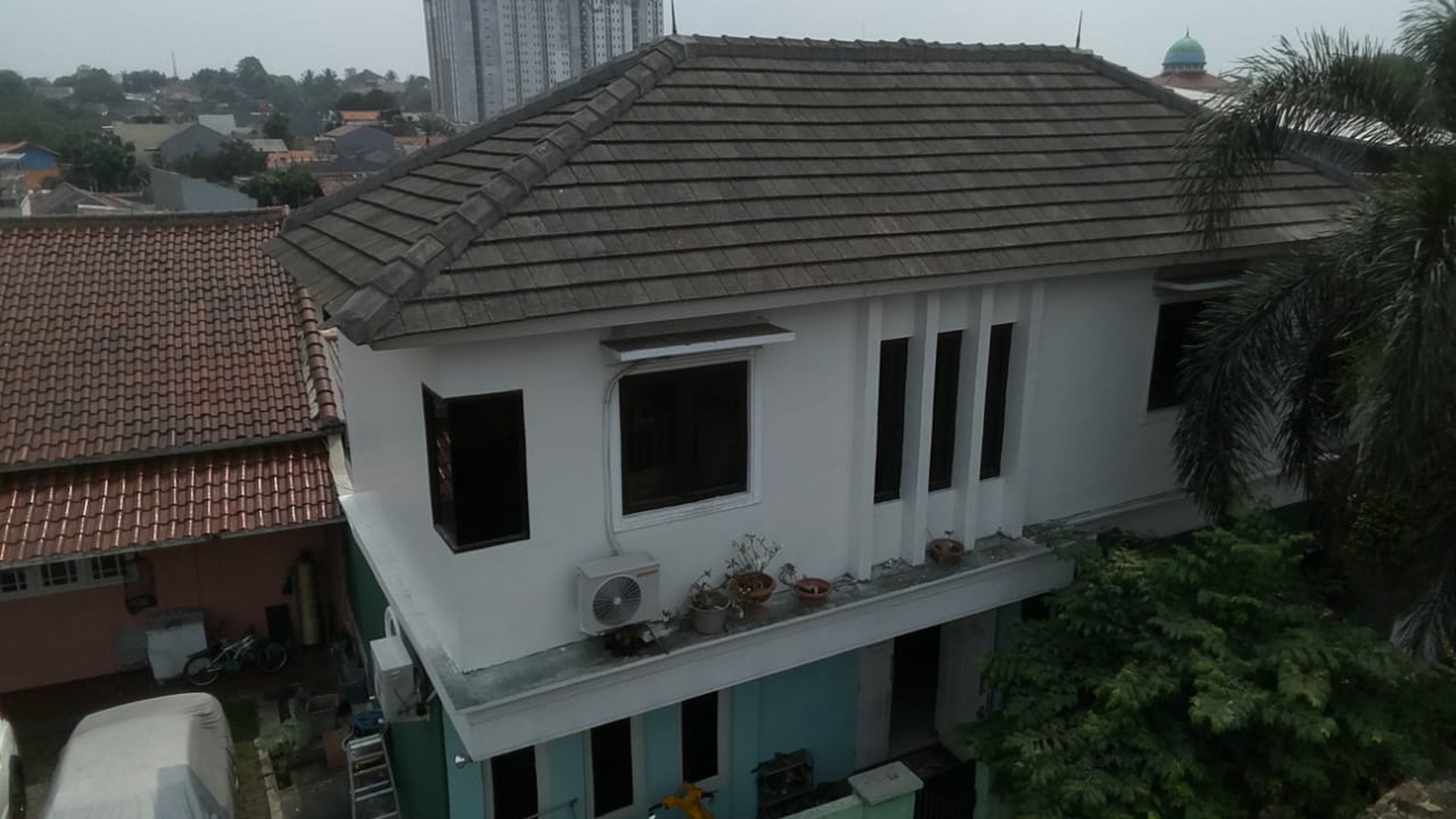 Di jual rumah di lenteng agung jakarta selatan,harga nego lokasi strategis