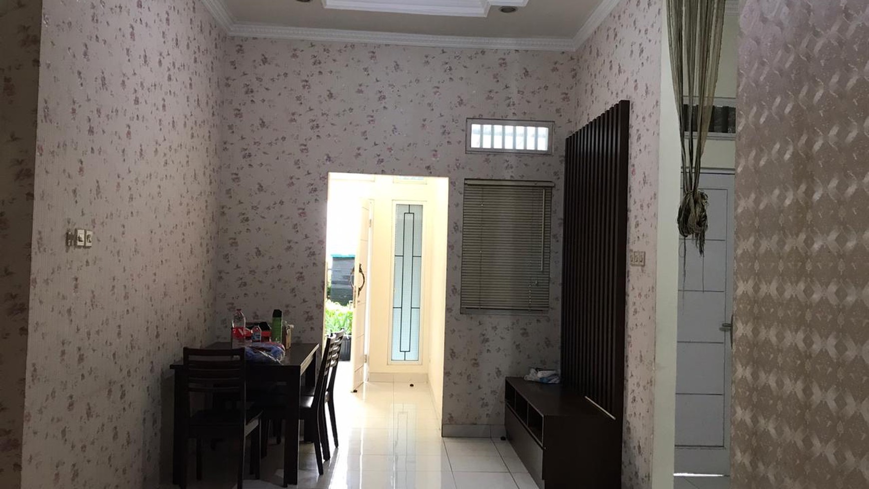 Di jual rumah cantik 1 lantai di villa nusa indah 5