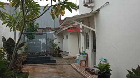 Rumah Cantik dan Bagus di Jalan Asem , Cipete , Jakarta Selatan.