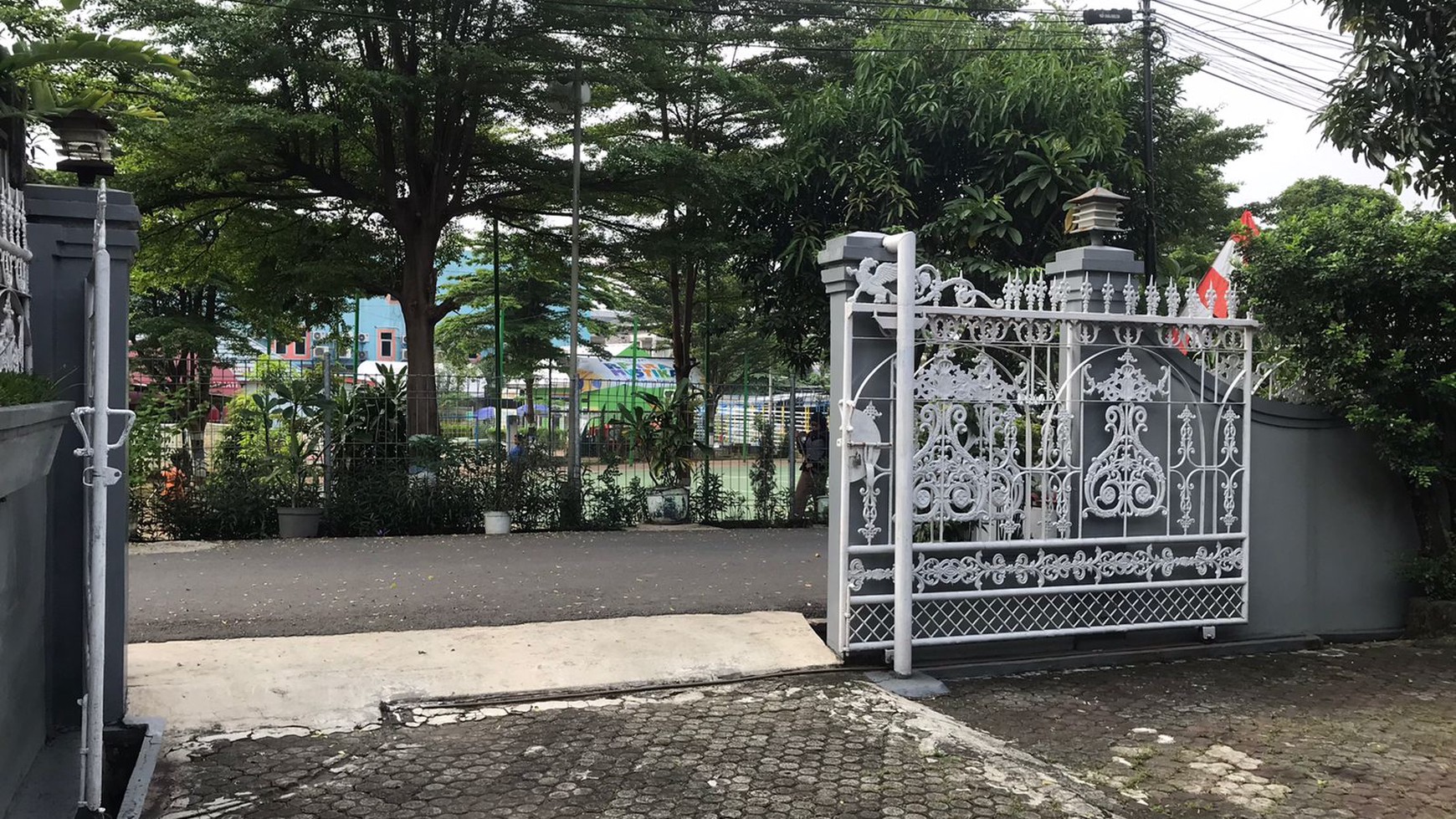 Rumah di kramat jati jakarta timur harga nego