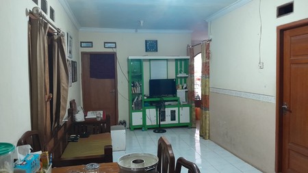 Rumah di kalisari jakarta Timur harga nego