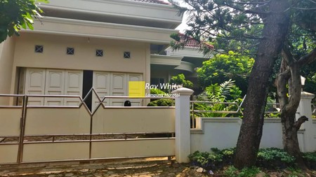 Dijual Rumah di Pusat kota ay