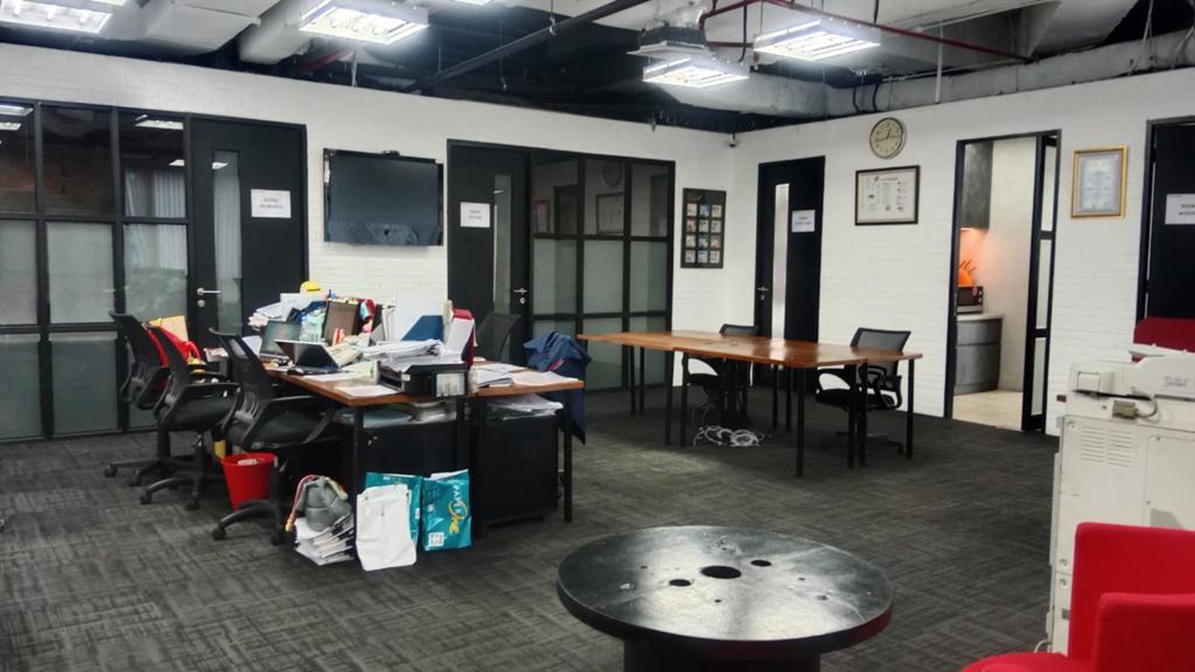  Kantor siap dipakai di Menara Kadin