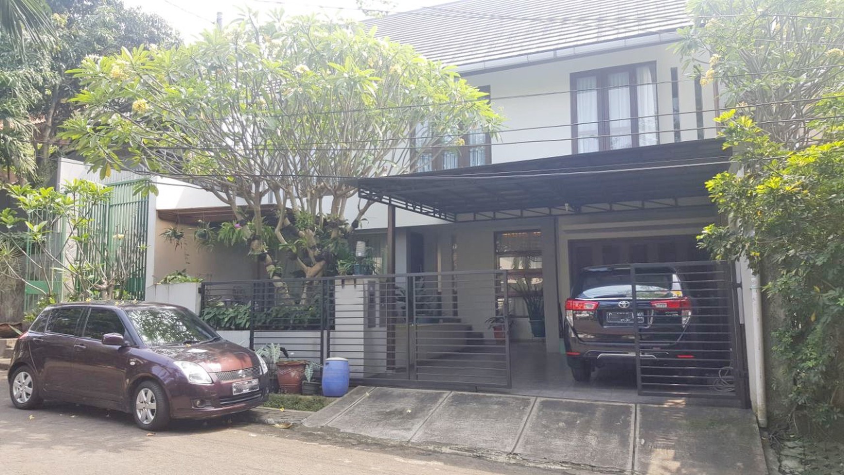 Dijual Rumah Lokasi Bagus di Bintaro Sektor 3