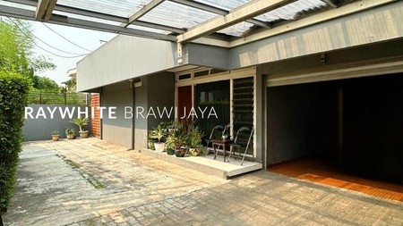 Rumah Cocok Hunian atau Kantor Lokasi Strategis di H.Nawi Gandaria