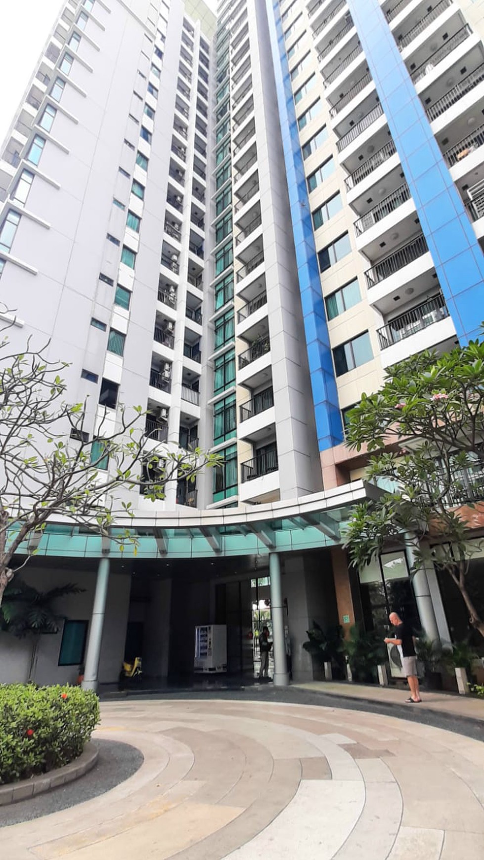 Apartemen (2Unit) Hampton Park Cilandak, Full Furnished Dekat JIS.
