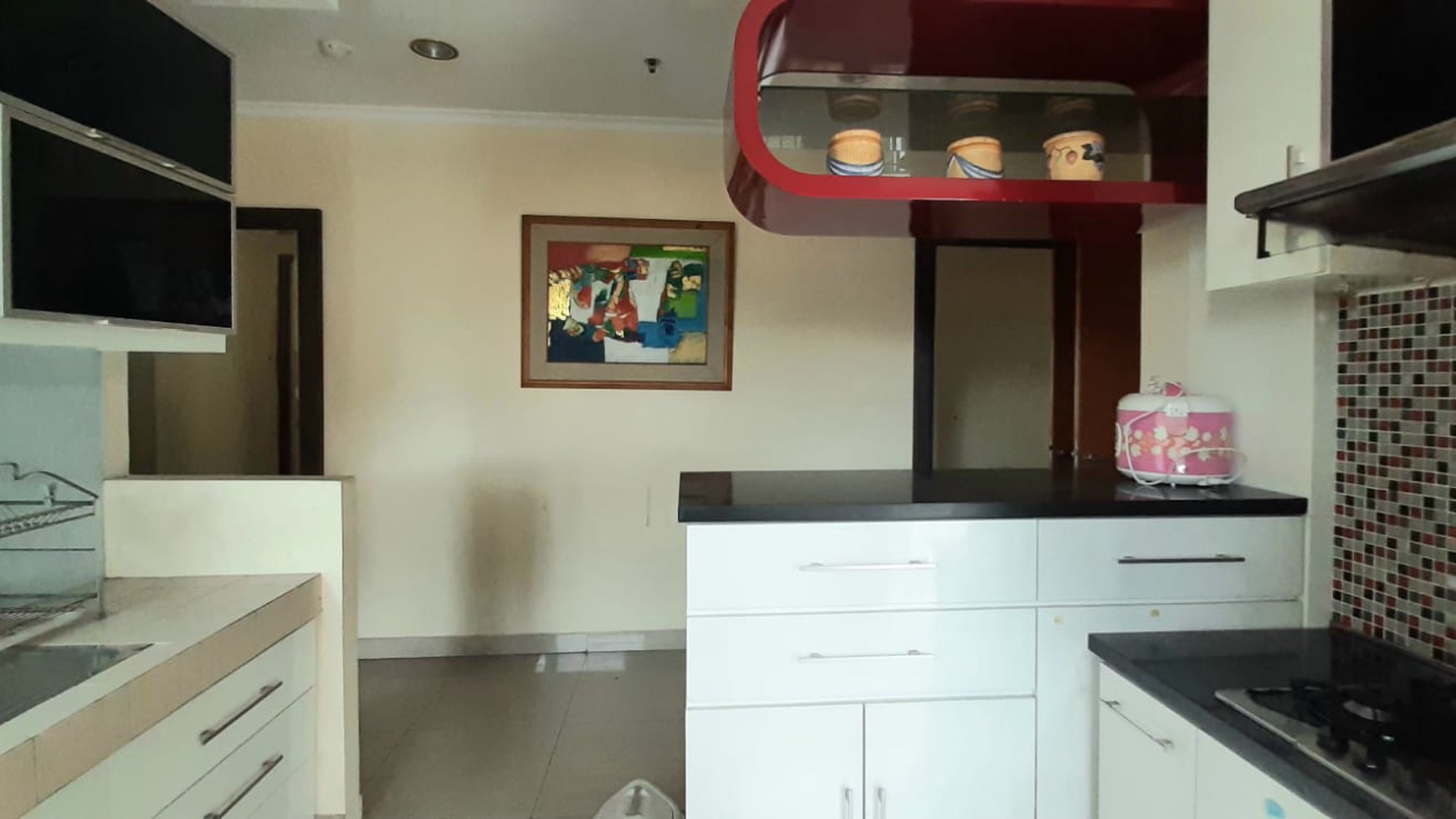 Apartemen (2Unit) Hampton Park Cilandak, Full Furnished Dekat JIS.